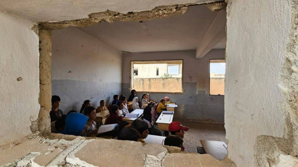 مدرسة حنتوتين